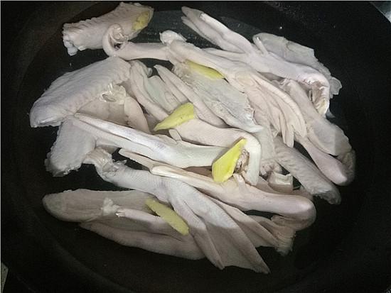 鹵鴨掌鴨翅的做法-五香味鹵菜譜-易網健康養生網 鹵鴨掌鴨翅的做法-五香味鹵菜譜