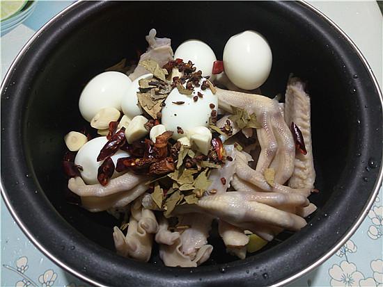 鹵鴨掌鴨翅的做法-五香味鹵菜譜-易網健康養生網 鹵鴨掌鴨翅的做法-五香味鹵菜譜