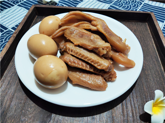 鹵鴨掌鴨翅的做法-五香味鹵菜譜-易網健康養生網 鹵鴨掌鴨翅的做法-五香味鹵菜譜