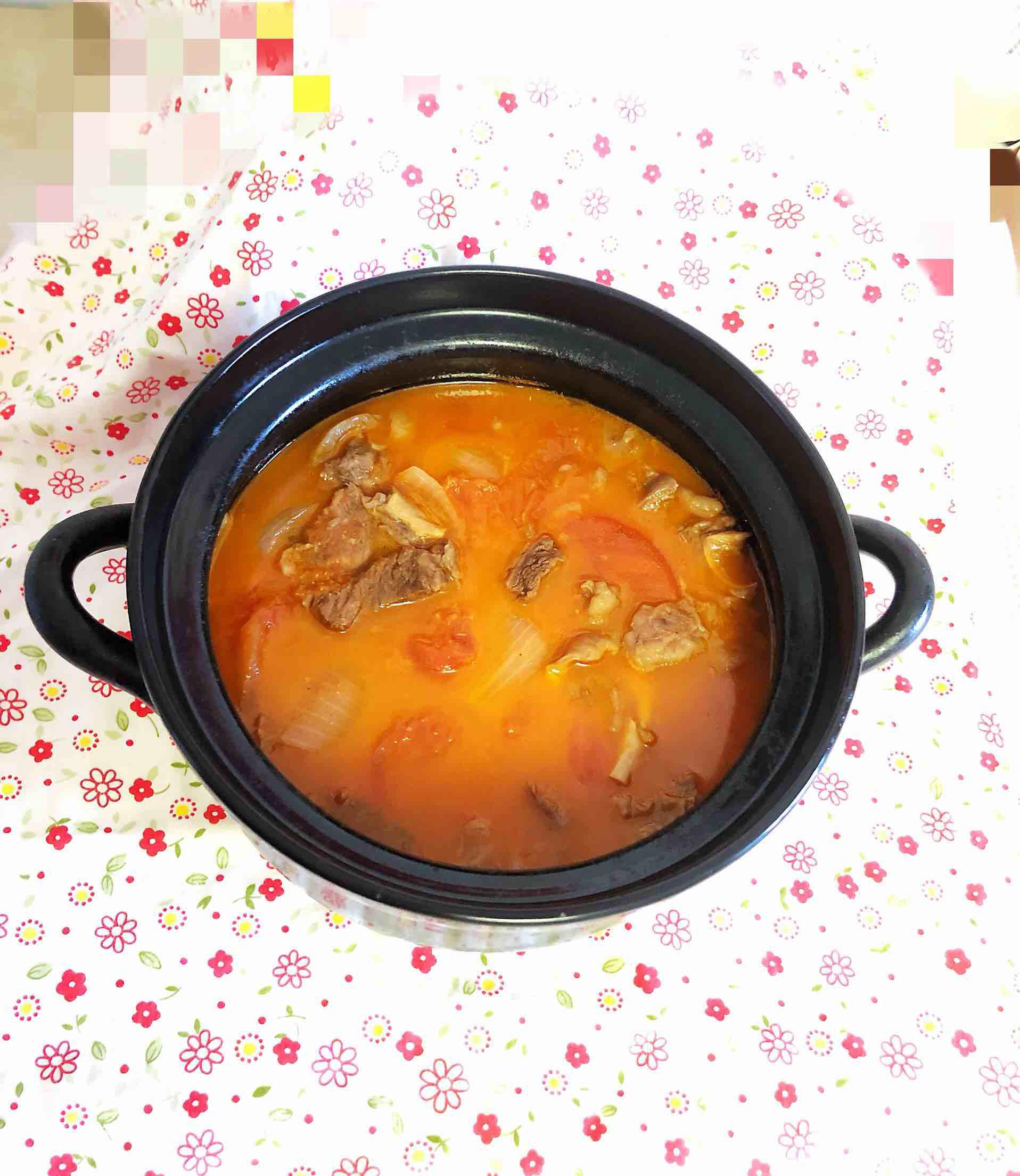 西紅柿燉牛腩的做法-家常味燉菜譜-易網(wǎng)健康養(yǎng)生網(wǎng) 西紅柿燉牛腩的做法-家常味燉菜譜