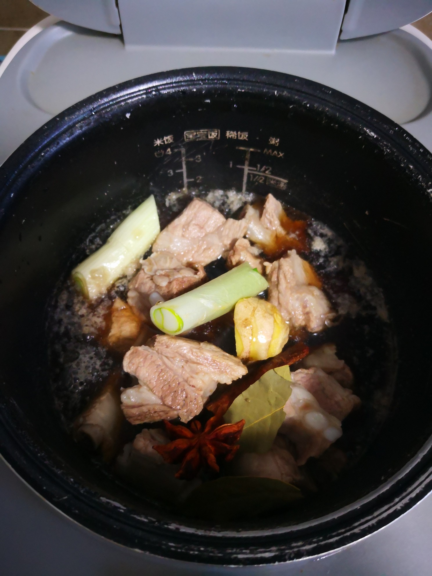 可樂排骨的做法-家常味燉菜譜-易網健康養生網 可樂排骨的做法-家常味燉菜譜