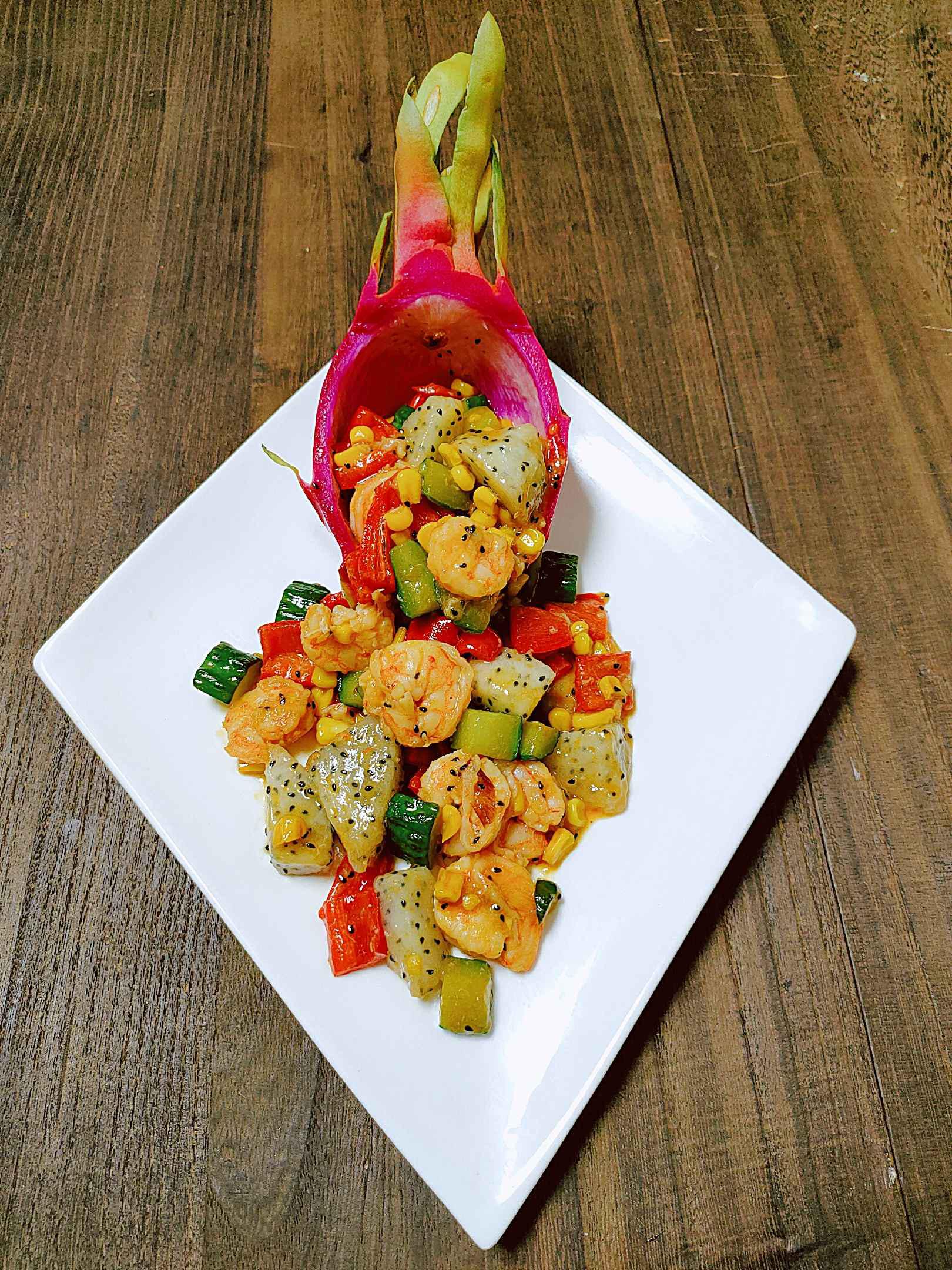 五彩繽紛火龍果的做法-果味炒菜譜-易網健康養生網 五彩繽紛火龍果的做法-果味炒菜譜