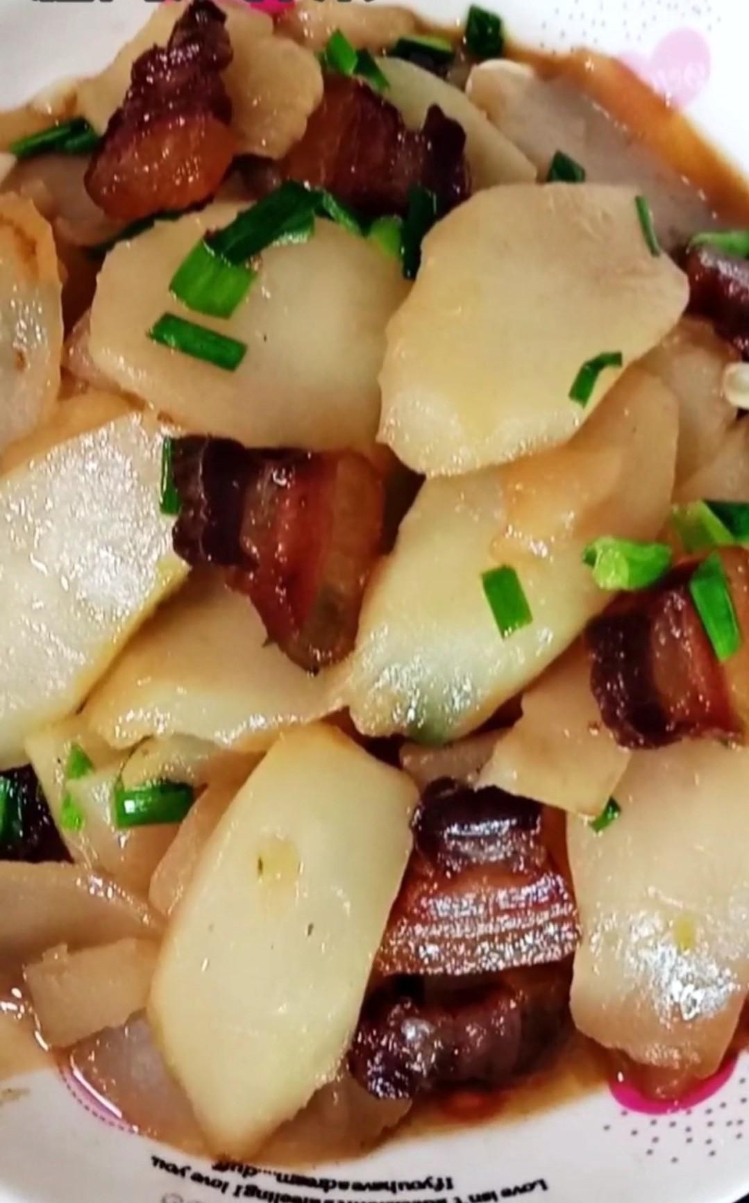 臘肉炒棒菜的做法-家常味炒菜譜