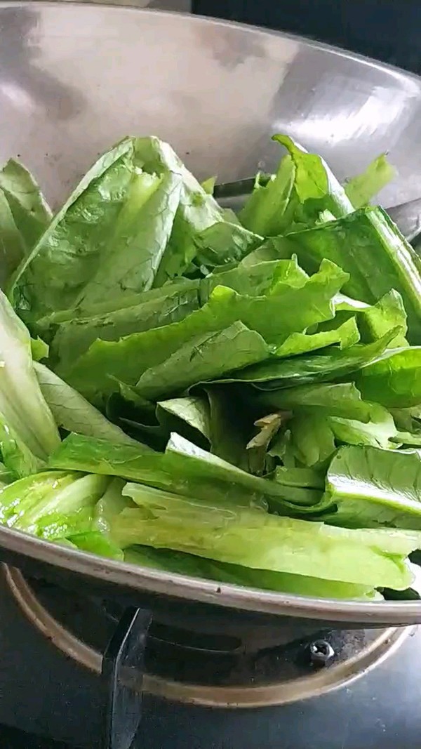 魚罐頭炒油麥菜的做法-咸鮮味炒菜譜-易網(wǎng)健康養(yǎng)生網(wǎng) 魚罐頭炒油麥菜的做法-咸鮮味炒菜譜