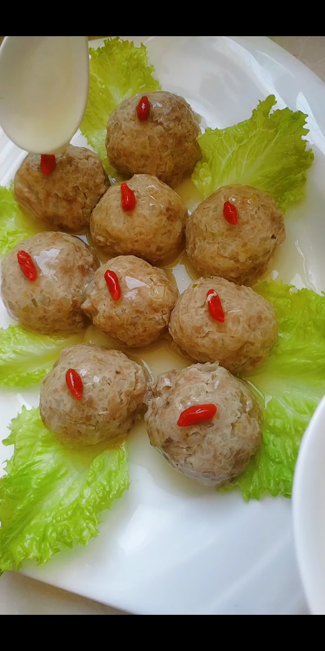 涼薯獅子頭的做法-咸鮮味蒸菜譜-易網健康養生網 涼薯獅子頭的做法-咸鮮味蒸菜譜