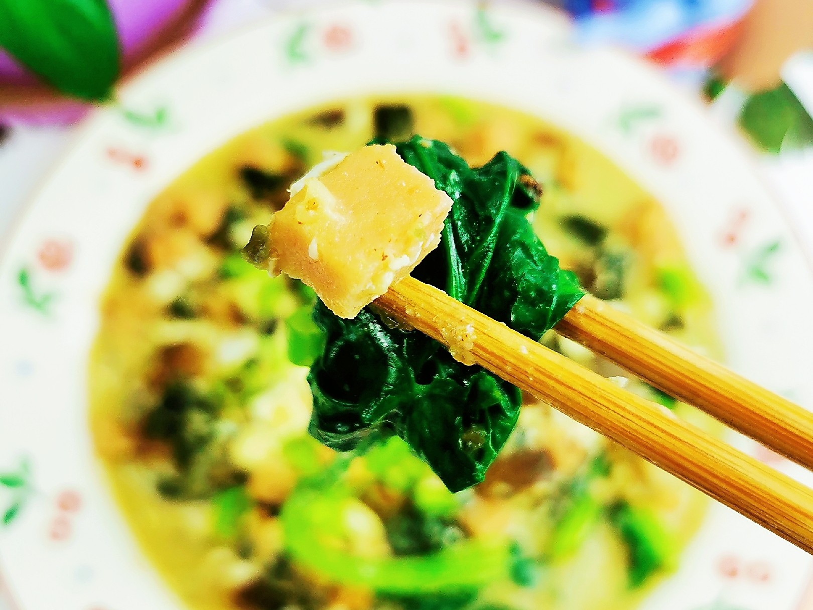 上湯菠菜的做法-咸鮮味煮菜譜-易網健康養生網 上湯菠菜的做法-咸鮮味煮菜譜