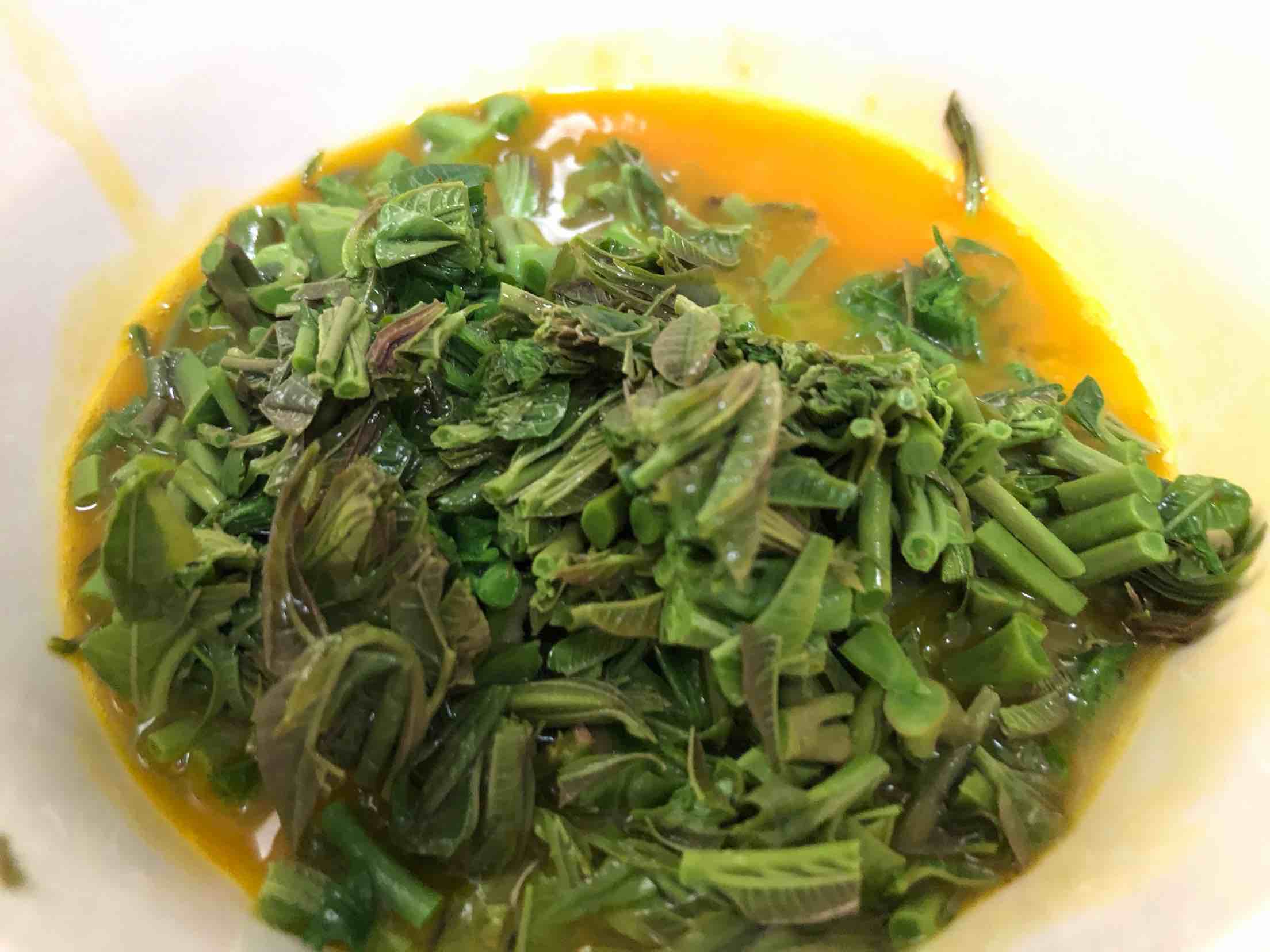 香椿頭炒雞蛋的做法-家常味炒菜譜-易網(wǎng)健康養(yǎng)生網(wǎng) 香椿頭炒雞蛋的做法-家常味炒菜譜