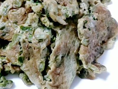 香椿芽炒蛋--春天來了的做法-咸鮮味炒菜譜