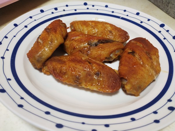 烤雞翅中的做法-咸鮮味烤菜譜-易網健康養生網 烤雞翅中的做法-咸鮮味烤菜譜