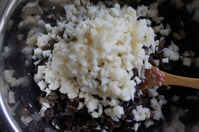 沒有豬肉的株肉獅子頭的做法-醬香味燉菜譜