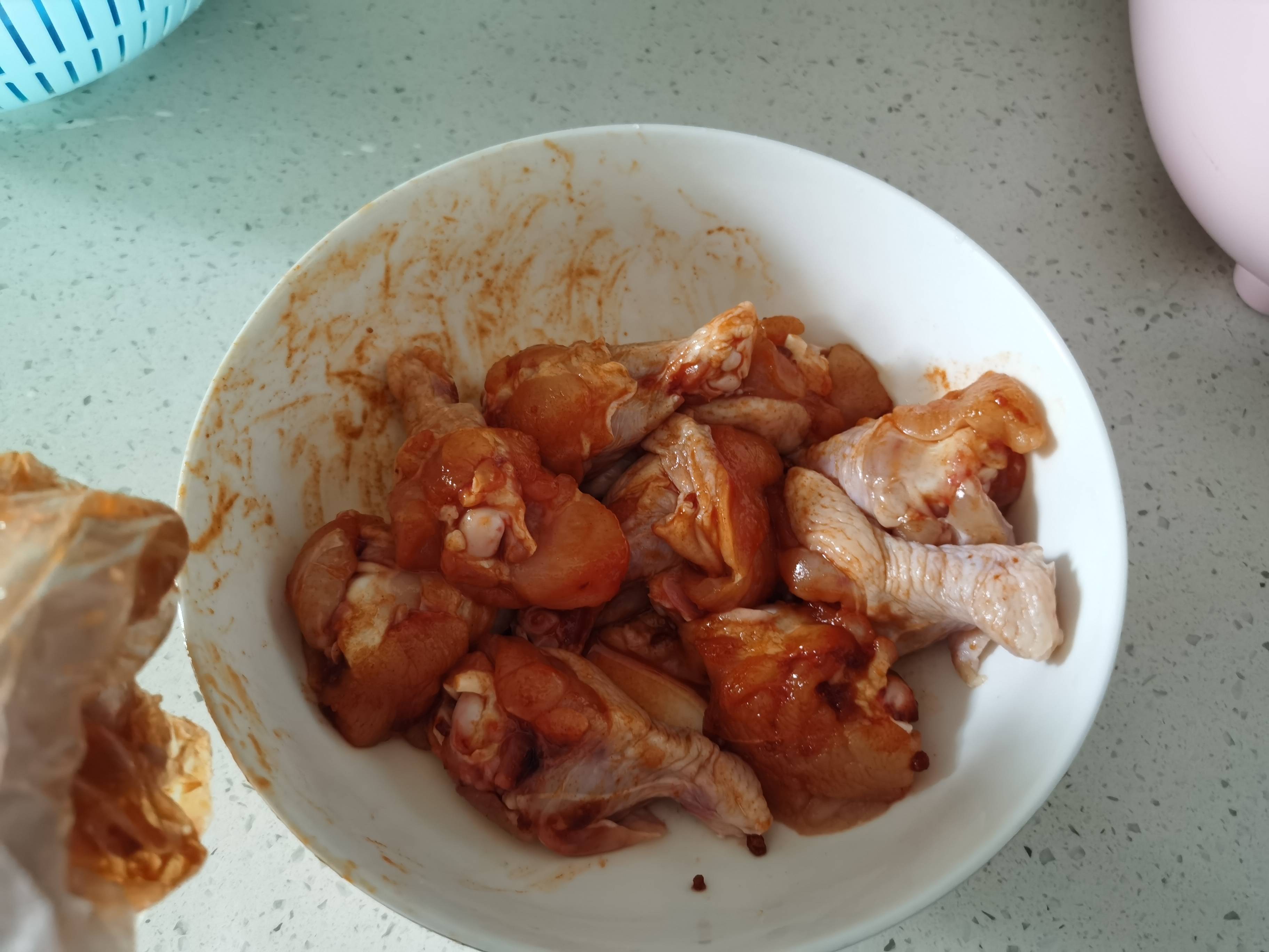 奧爾良烤雞翅根的做法-咸鮮味烤菜譜-易網<a href=http://www.xllyou.com/ target=_blank class=infotextkey>健康養生</a>網 奧爾良烤雞翅根的做法-咸鮮味烤菜譜