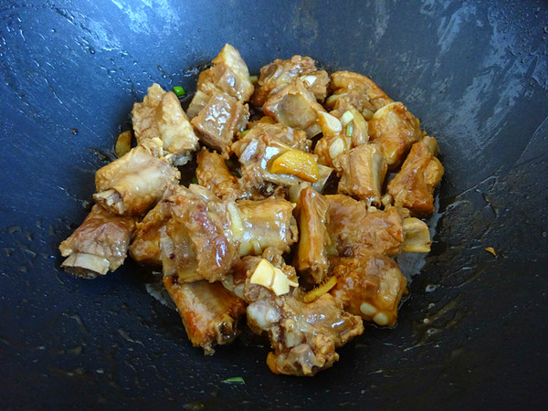 照燒排骨的做法-咸鮮味燒菜譜-易網健康養(yǎng)生網 照燒排骨的做法-咸鮮味燒菜譜