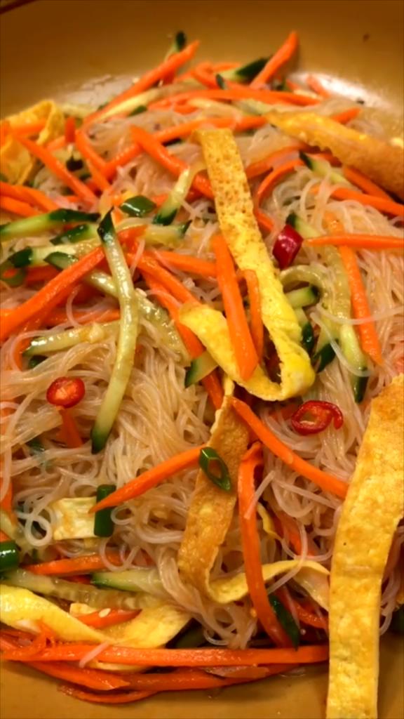 家常涼拌菜的做法-咸鮮味拌菜譜-易網(wǎng)健康養(yǎng)生網(wǎng) 家常涼拌菜的做法-咸鮮味拌菜譜