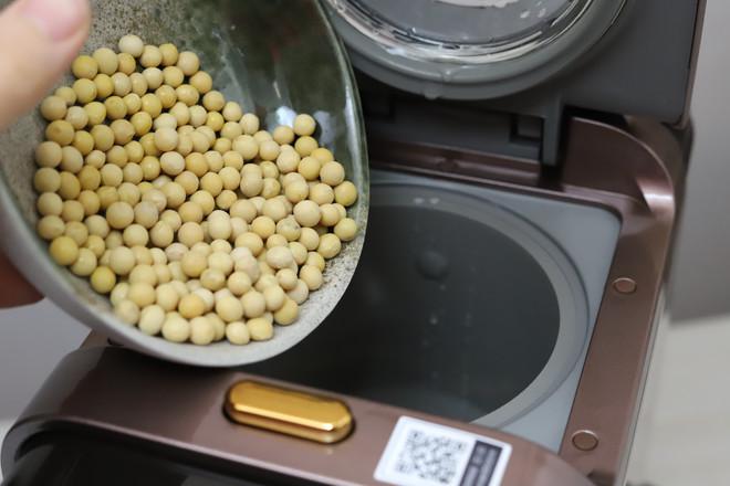 日式豆?jié){火鍋的做法-家常味煮菜譜-易網健康養(yǎng)生網 日式豆?jié){火鍋的做法-家常味煮菜譜