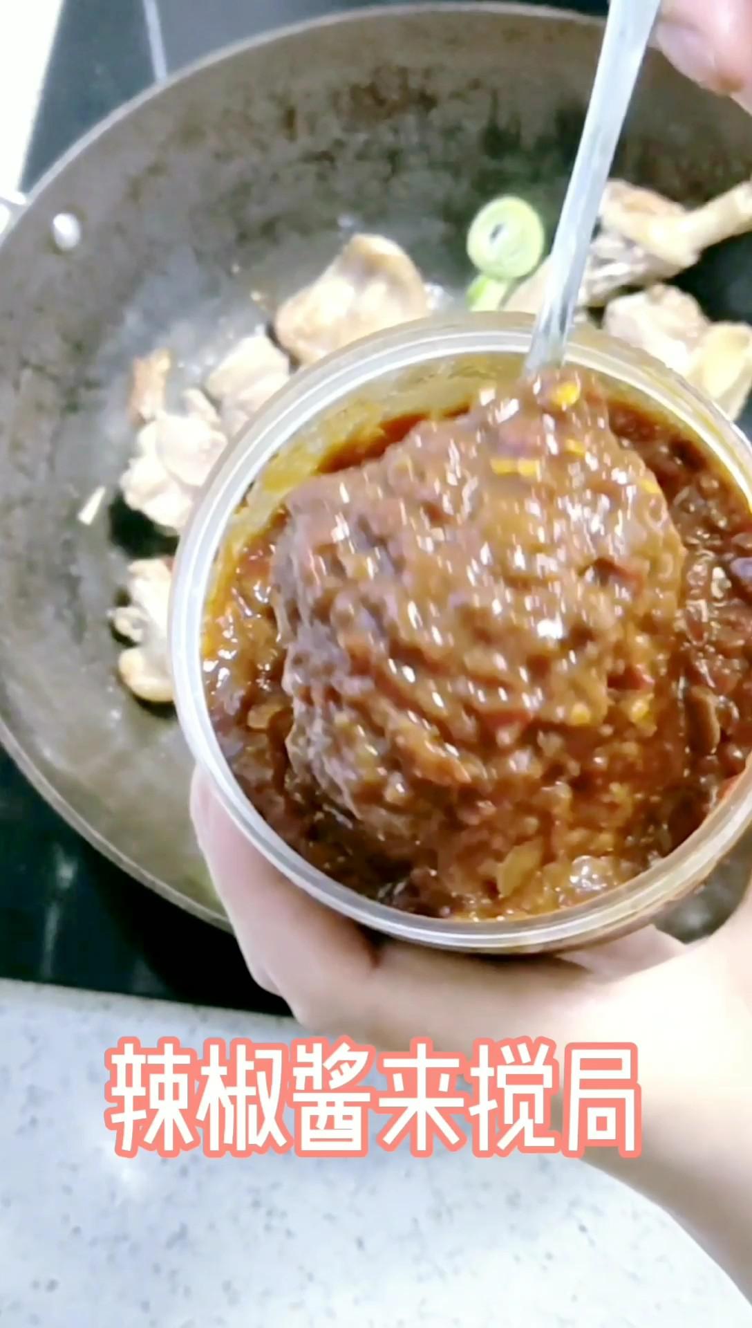 不加一滴油的——土豆燜鴨的做法-咸鮮味燜菜譜-易網健康養生網 不加一滴油的——土豆燜鴨的做法-咸鮮味燜菜譜