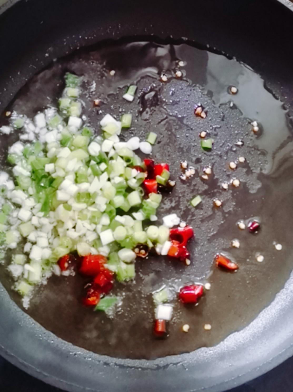 白灼豆腐的做法-咸鮮味煮菜譜-易網健康養生網 白灼豆腐的做法-咸鮮味煮菜譜