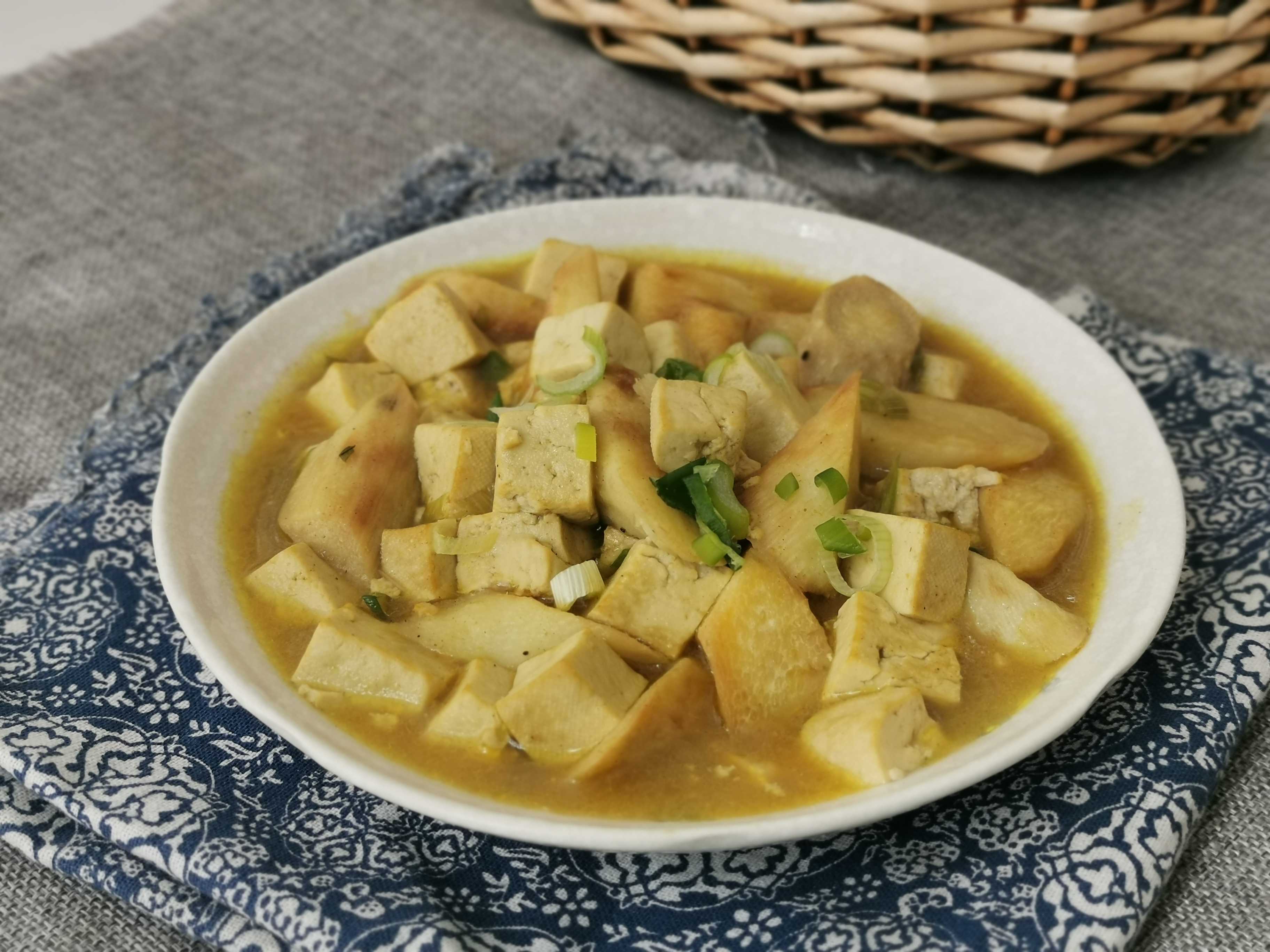 咖喱豆腐燉山藥的做法-咖喱味燉菜譜-易網健康養生網 咖喱豆腐燉山藥的做法-咖喱味燉菜譜