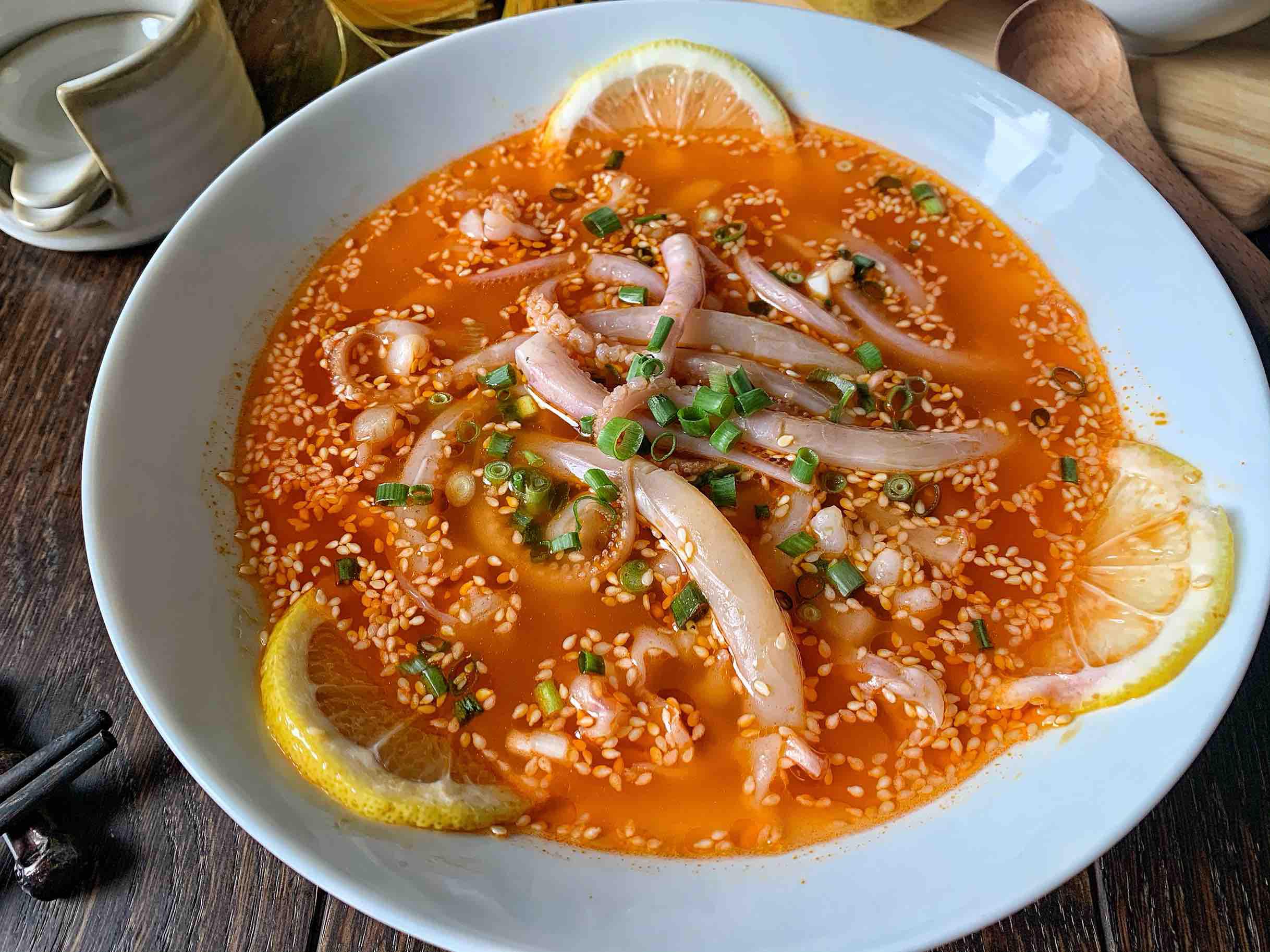 好吃又簡單的冷鍋麻辣魷魚須的做法-香辣味泡菜譜-易網健康養生網 好吃又簡單的冷鍋麻辣魷魚須的做法-香辣味泡菜譜