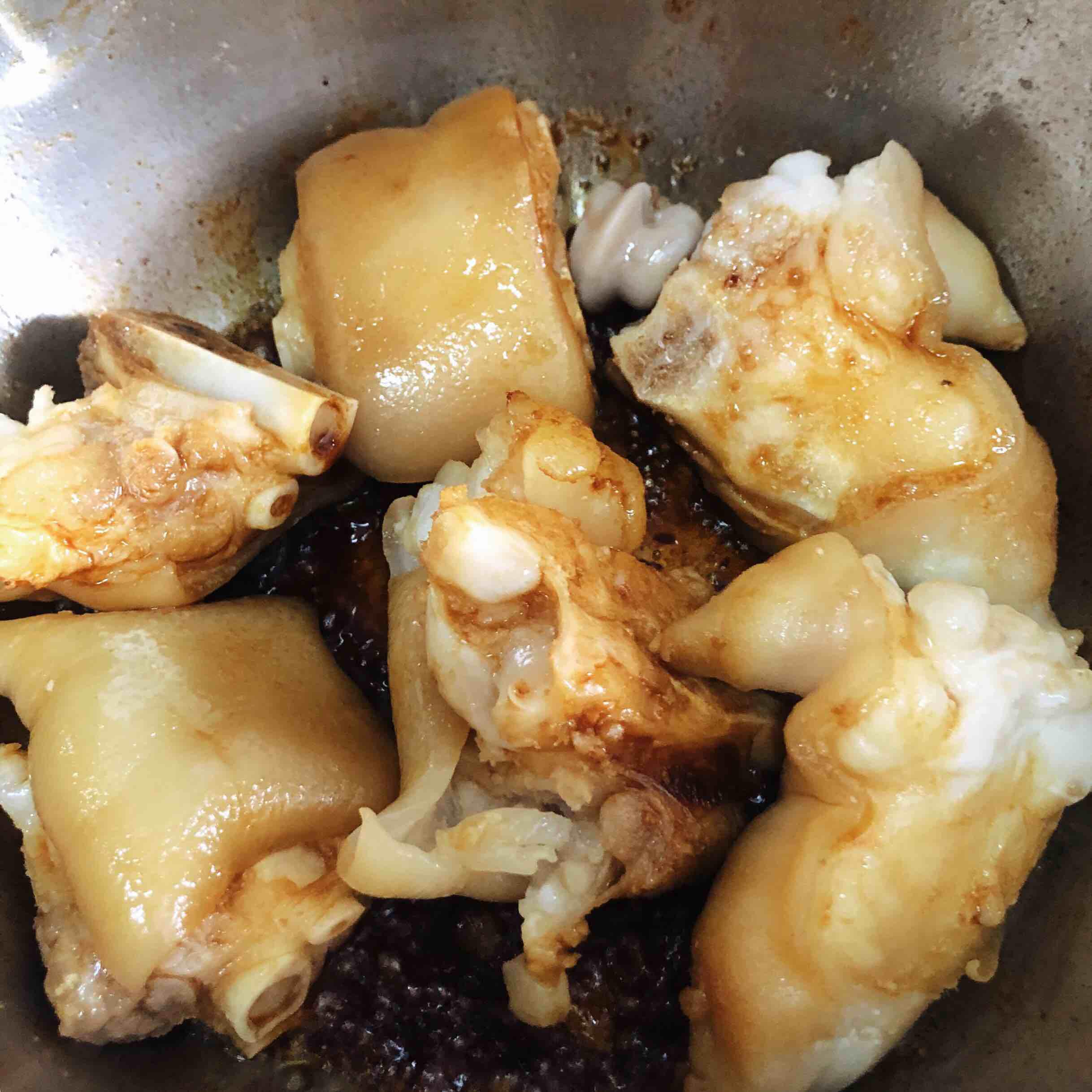 黃豆豬蹄湯的做法-家常味燉菜譜-易網健康養生網 黃豆豬蹄湯的做法-家常味燉菜譜