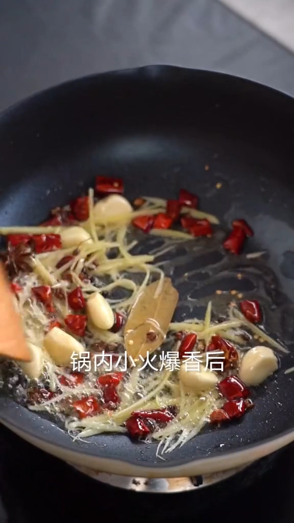 辣炒清明螺的做法-香辣味炒菜譜-易網健康養生網 辣炒清明螺的做法-香辣味炒菜譜