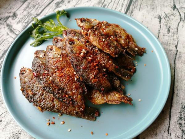 香辣小鯽魚的做法-香辣味炒菜譜-易網健康養生網 香辣小鯽魚的做法-香辣味炒菜譜