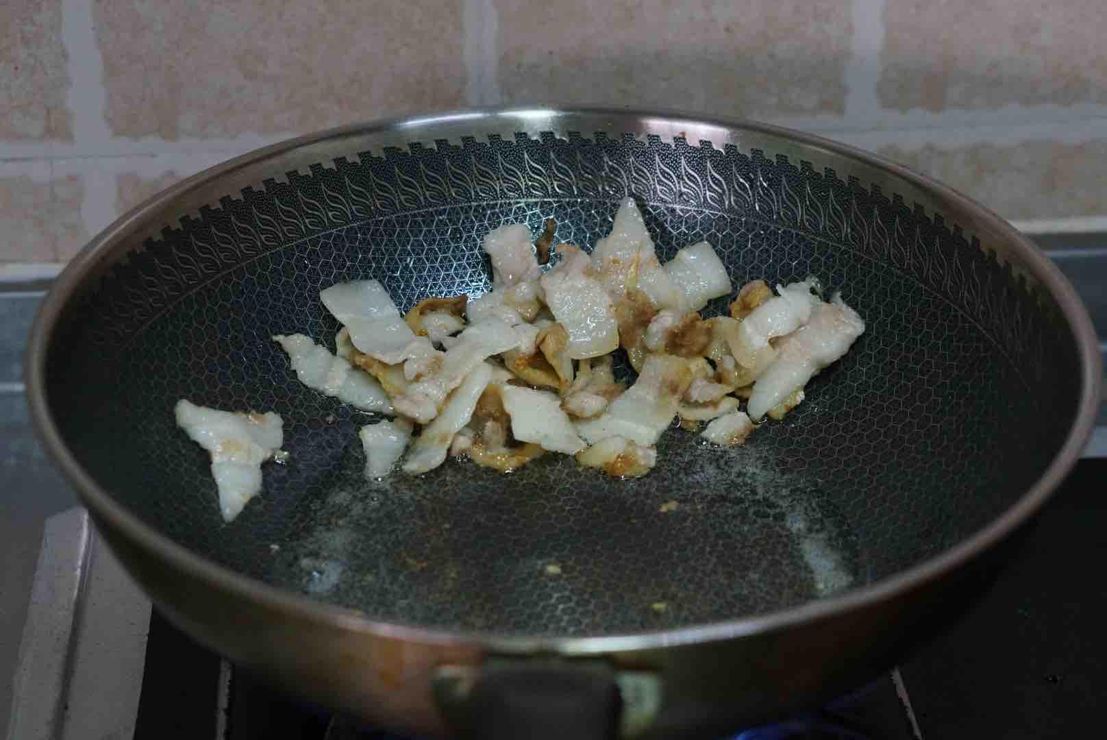 油渣花菜炒年糕的做法-家常味炒菜譜-易網健康養生網 油渣花菜炒年糕的做法-家常味炒菜譜