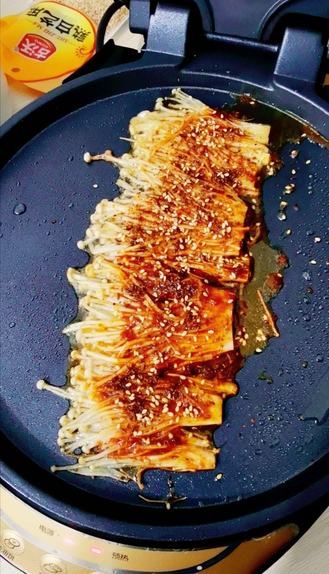 蒜蓉烤金針菇的做法-蒜香味烤菜譜-易網健康養生網 蒜蓉烤金針菇的做法-蒜香味烤菜譜