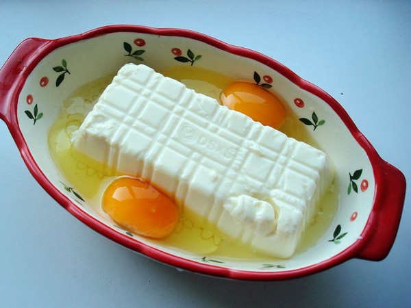 酸豆角肉丁蒸豆腐的做法-酸辣味蒸菜譜-易網(wǎng)健康養(yǎng)生網(wǎng) 酸豆角肉丁蒸豆腐的做法-酸辣味蒸菜譜