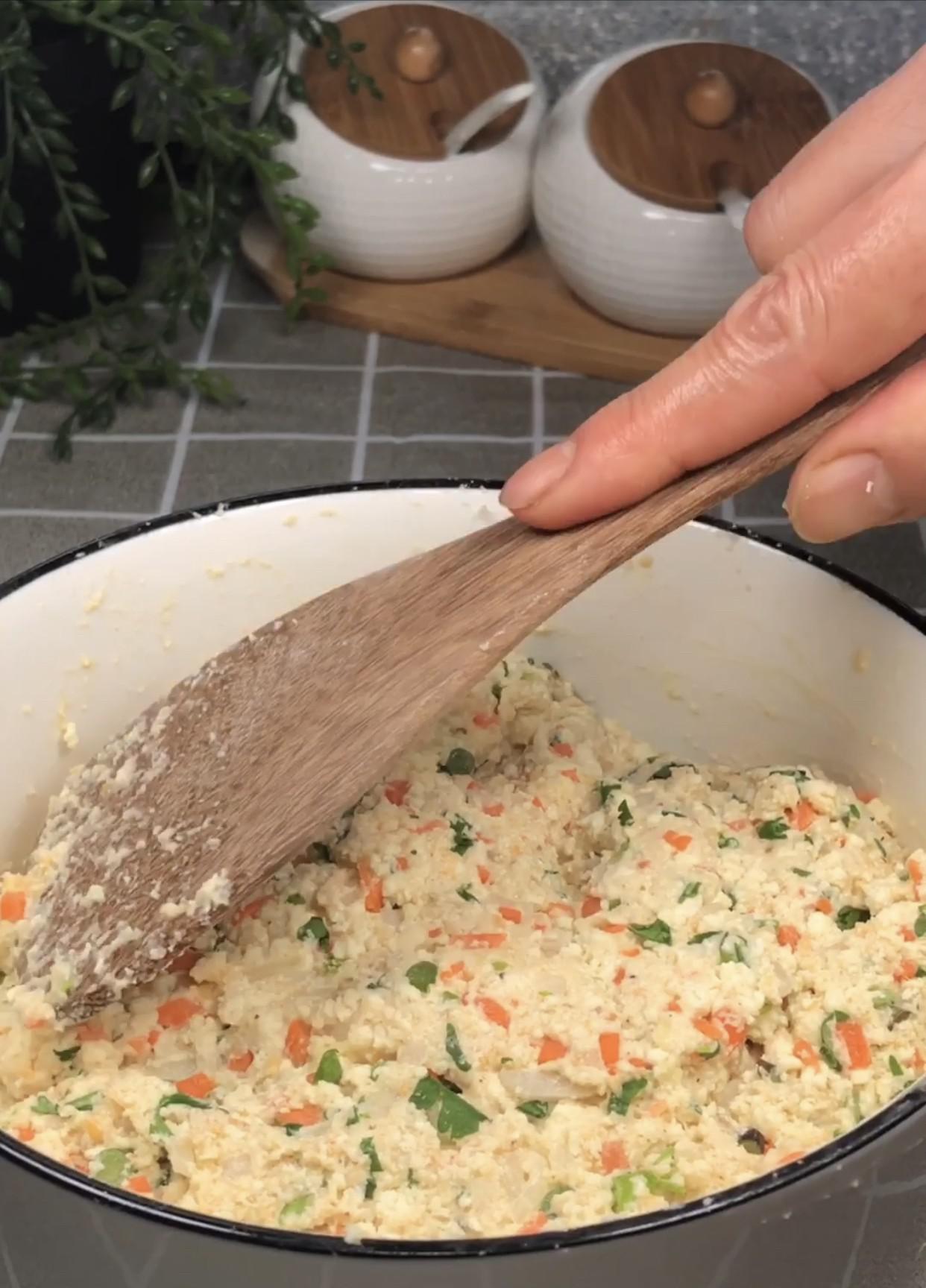 豆腐丸子的做法-家常味炸菜譜