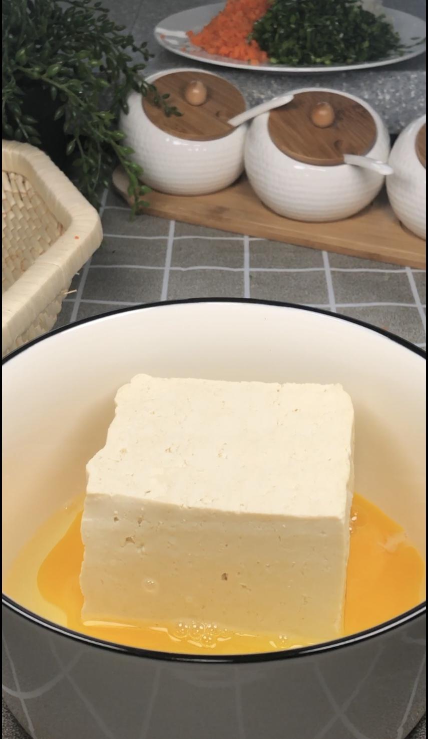 豆腐丸子的做法-家常味炸菜譜