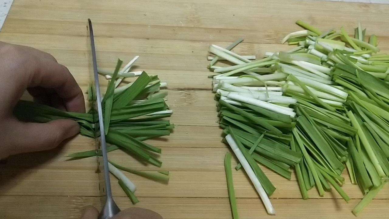 蒜苗炒雞蛋的做法-家常味炒菜譜-易網(wǎng)健康養(yǎng)生網(wǎng) 蒜苗炒雞蛋的做法-家常味炒菜譜