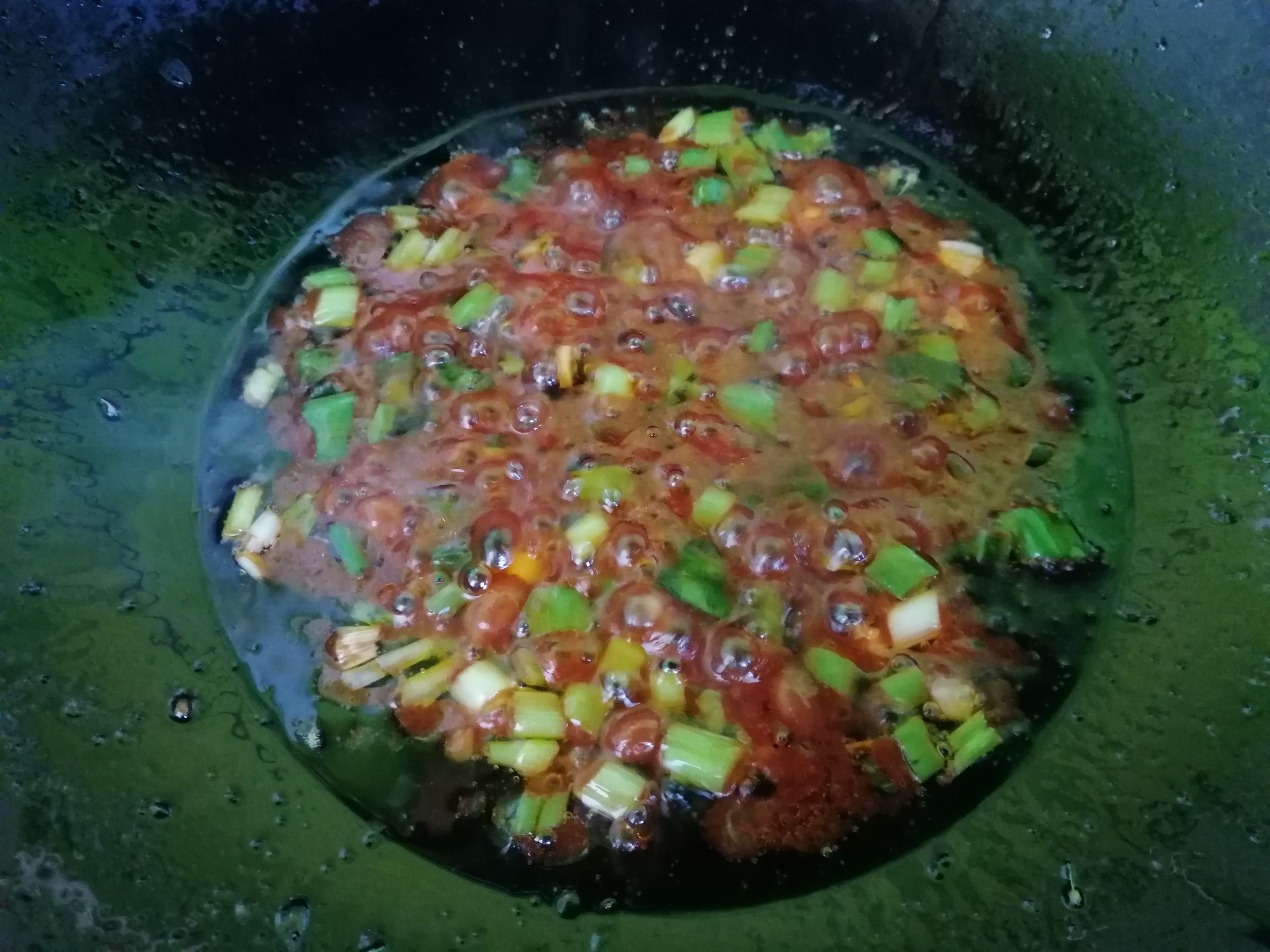 辣醬炒年糕的做法-香辣味炒菜譜-易網健康養生網 辣醬炒年糕的做法-香辣味炒菜譜