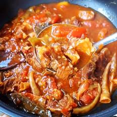 番茄牛腩的做法-咸鮮味燉菜譜