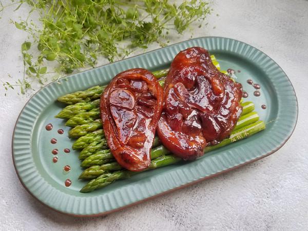 蘆筍腐乳豬肘的做法-家常味燉菜譜-易網(wǎng)健康養(yǎng)生網(wǎng) 蘆筍腐乳豬肘的做法-家常味燉菜譜