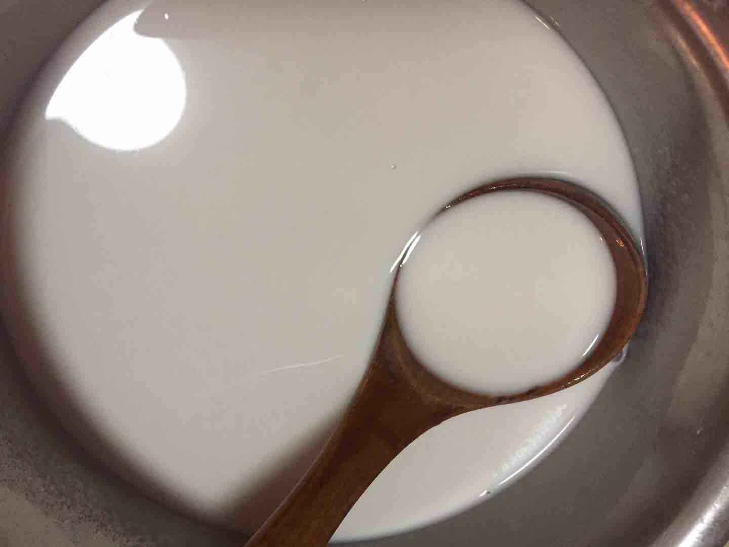 涼皮肉夾饃的做法-咸鮮味蒸菜譜-易網(wǎng)健康養(yǎng)生網(wǎng) 涼皮肉夾饃的做法-咸鮮味蒸菜譜