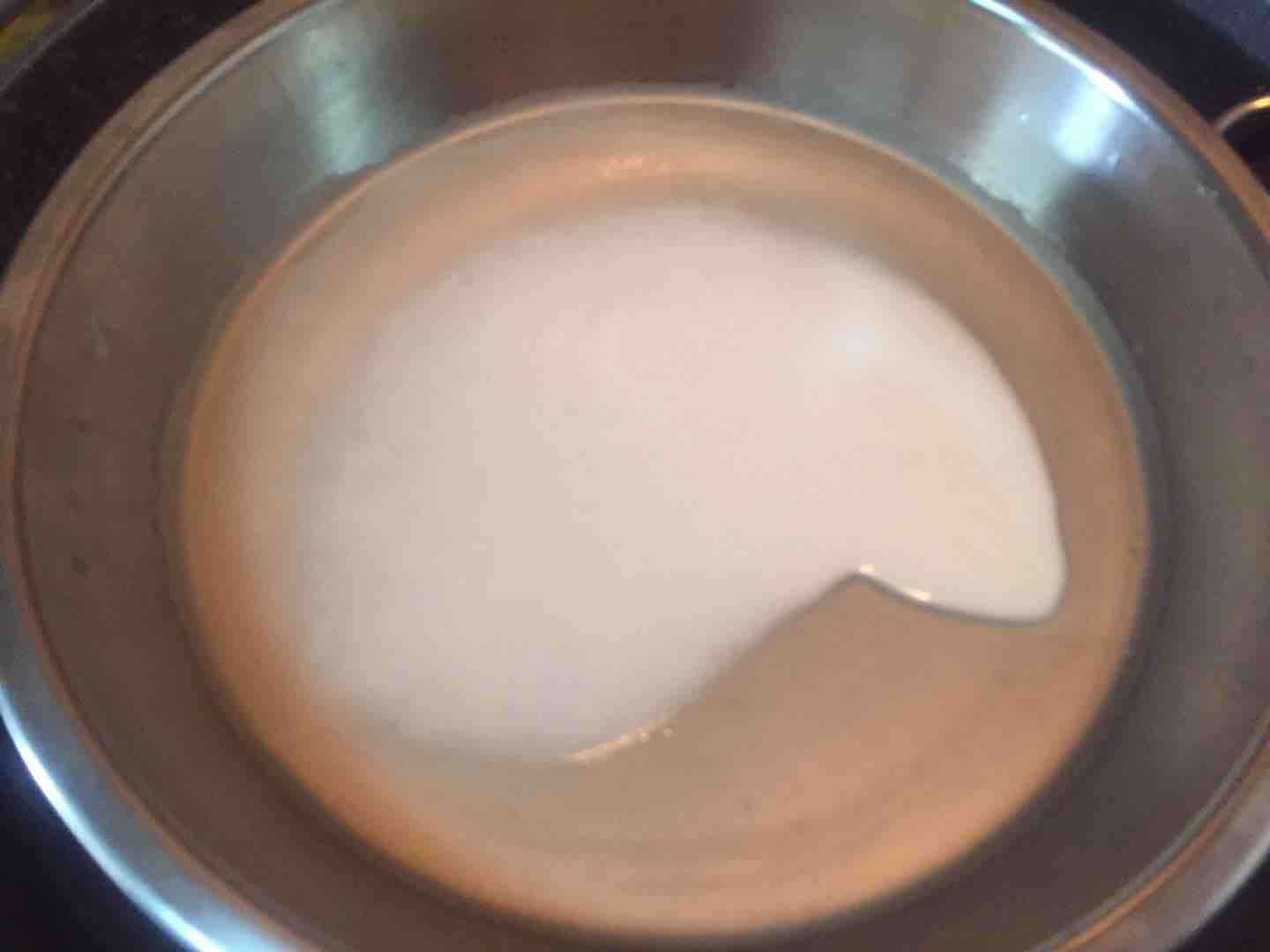 涼皮肉夾饃的做法-咸鮮味蒸菜譜-易網(wǎng)健康養(yǎng)生網(wǎng) 涼皮肉夾饃的做法-咸鮮味蒸菜譜