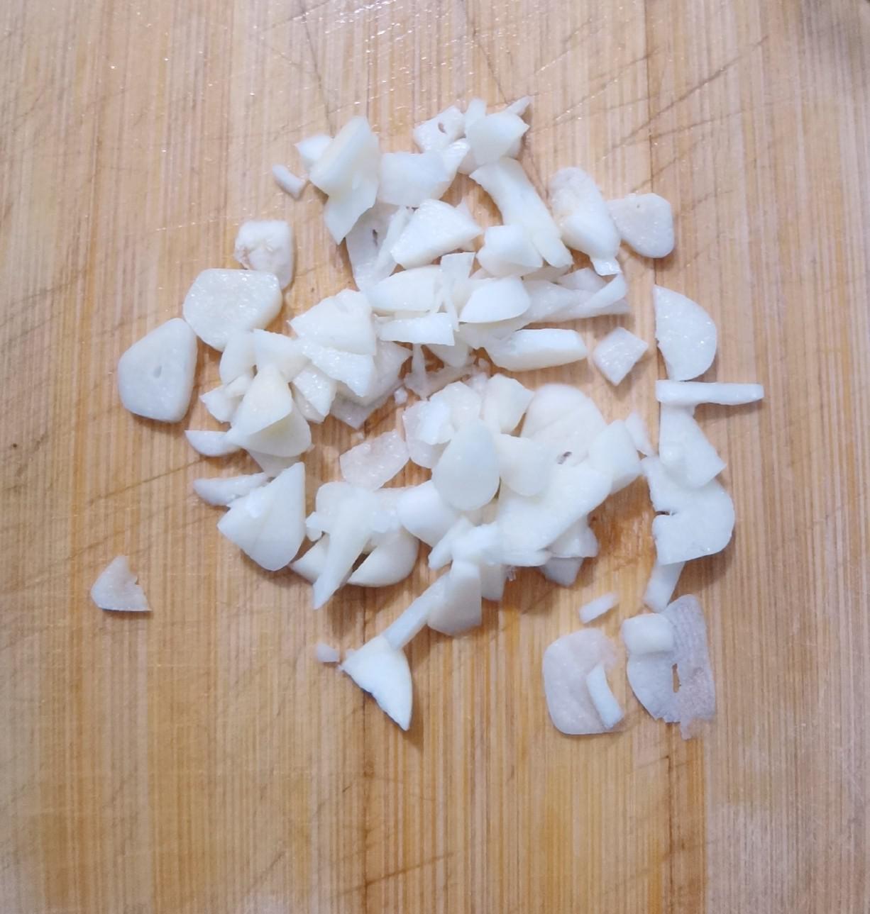 辣椒炒蘑菇的做法-咸鮮味炒菜譜