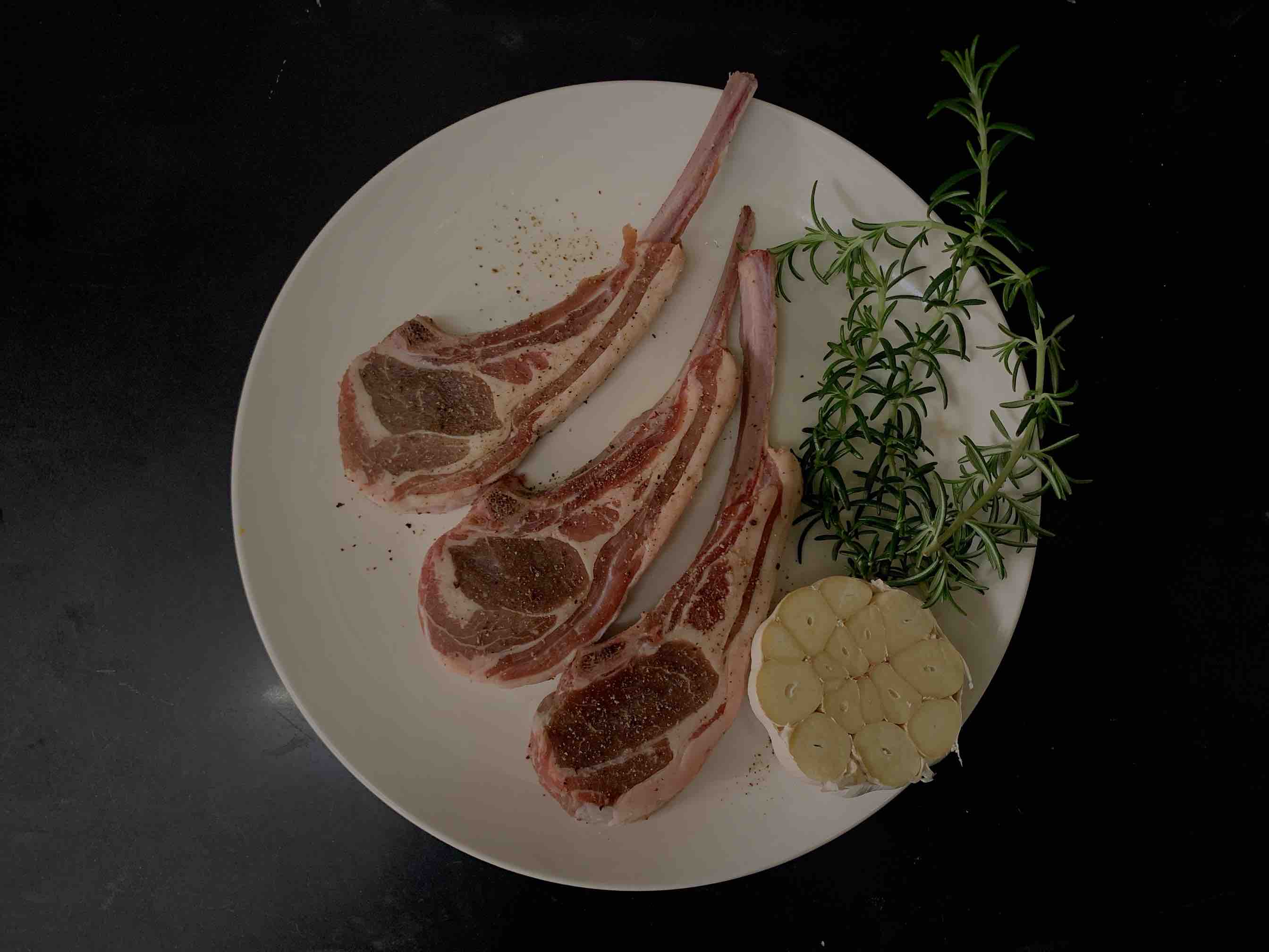 慢烤法式羊排的做法-咸鮮味烤菜譜-易網健康養生網 慢烤法式羊排的做法-咸鮮味烤菜譜