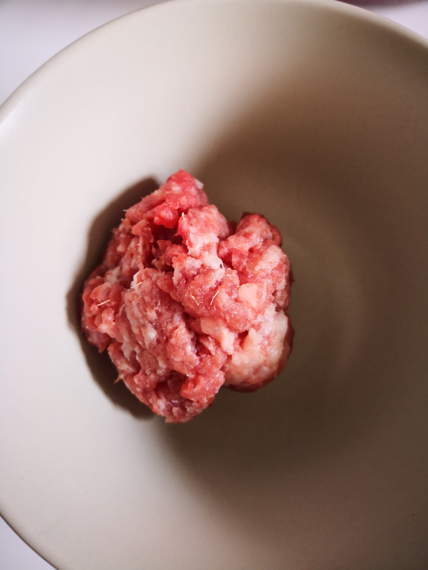 肉餡炒芹菜的做法-家常味炒菜譜-易網健康養生網 肉餡炒芹菜的做法-家常味炒菜譜