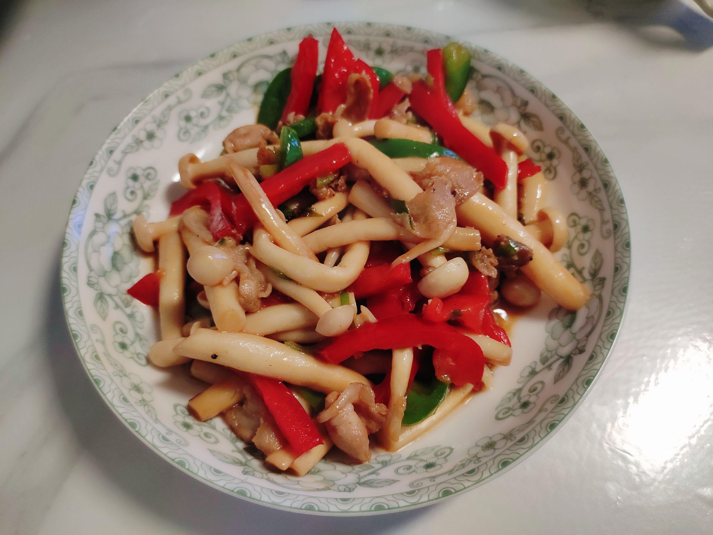 彩椒炒白玉菇的做法-咸鮮味炒菜譜-易網健康養生網 彩椒炒白玉菇的做法-咸鮮味炒菜譜