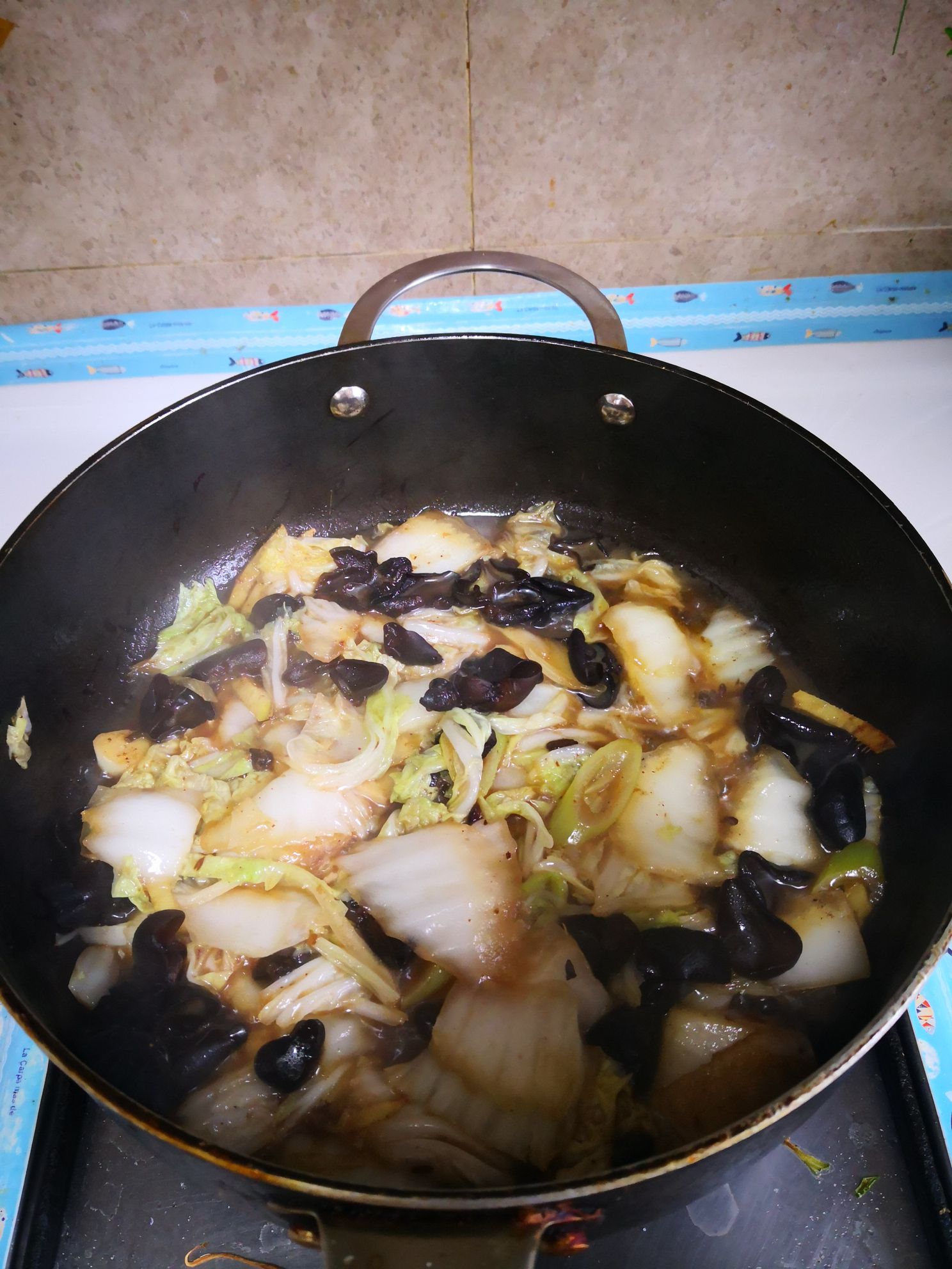 豆豉炒白菜片木耳的做法-家常味炒菜譜-易網(wǎng)健康養(yǎng)生網(wǎng) 豆豉炒白菜片木耳的做法-家常味炒菜譜