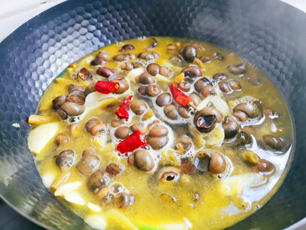 酸豆角炒田螺的做法-香辣味炒菜譜-易網健康養生網 酸豆角炒田螺的做法-香辣味炒菜譜
