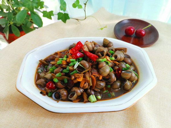 酸豆角炒田螺的做法-香辣味炒菜譜-易網健康養生網 酸豆角炒田螺的做法-香辣味炒菜譜