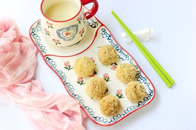 青菜火腿丸子的做法-家常味蒸菜譜