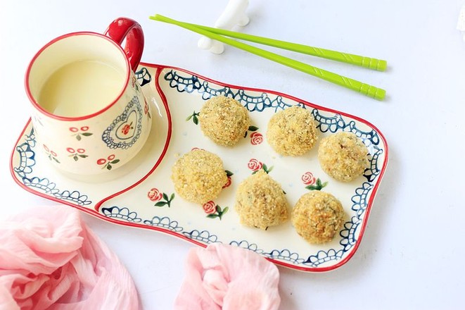 青菜火腿丸子的做法-家常味蒸菜譜