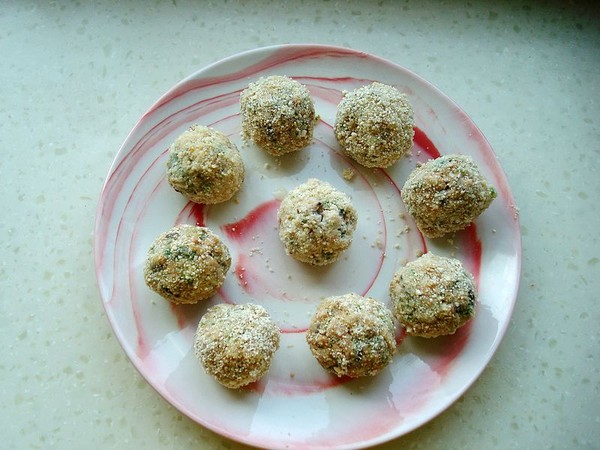 青菜火腿丸子的做法-家常味蒸菜譜