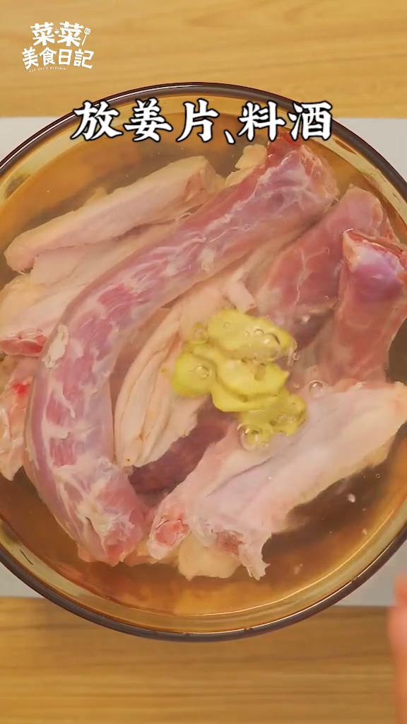 自制周黑鴨的做法-香辣味鹵菜譜-易網(wǎng)<a href=http://www.xllyou.com/ target=_blank class=infotextkey>健康養(yǎng)生</a>網(wǎng) 自制周黑鴨的做法-香辣味鹵菜譜