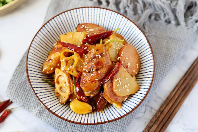 干鍋雞翅的做法-家常味燒菜譜-易網(wǎng)健康養(yǎng)生網(wǎng) 干鍋雞翅的做法-家常味燒菜譜