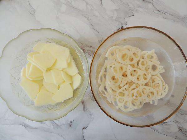 干鍋雞翅的做法-家常味燒菜譜-易網(wǎng)健康養(yǎng)生網(wǎng) 干鍋雞翅的做法-家常味燒菜譜