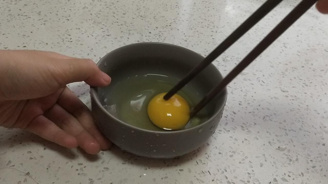 香炸小河蝦的做法-咸鮮味炸菜譜-易網健康養生網 香炸小河蝦的做法-咸鮮味炸菜譜